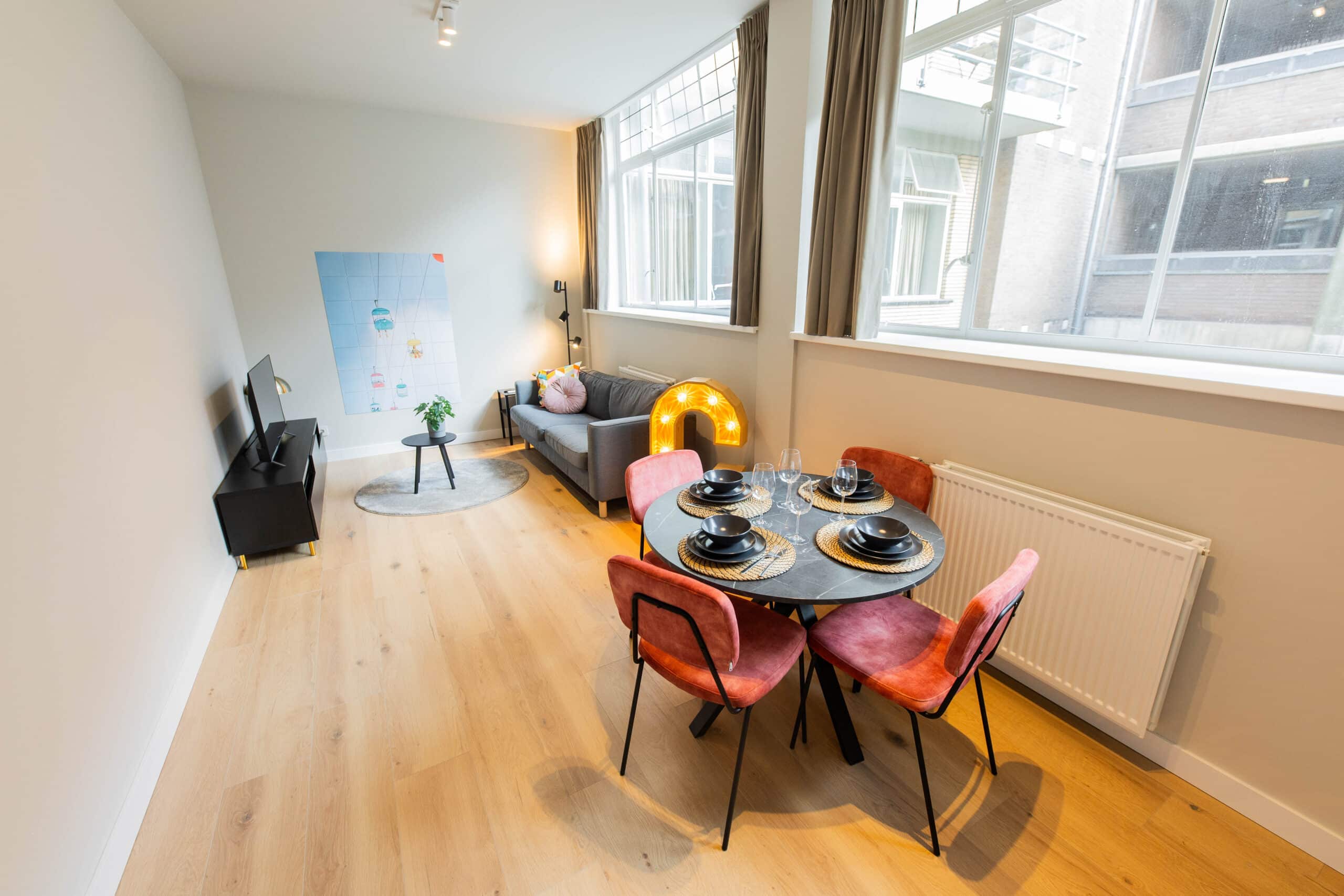 80 m² Central Rotterdam | 3BR, Sleeps 4.