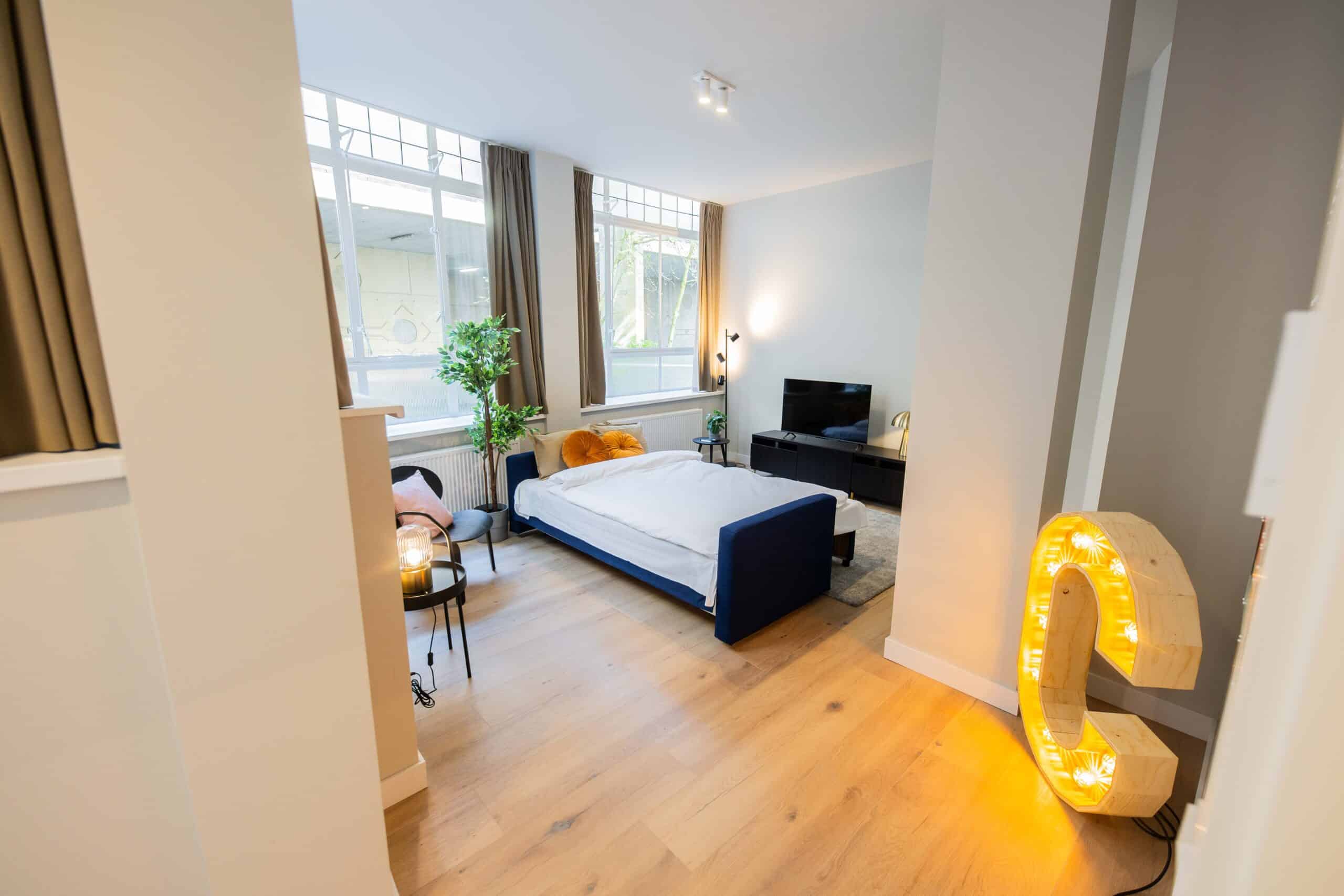 99 m² Central Rotterdam | 3BR, 6 Beds., view 2