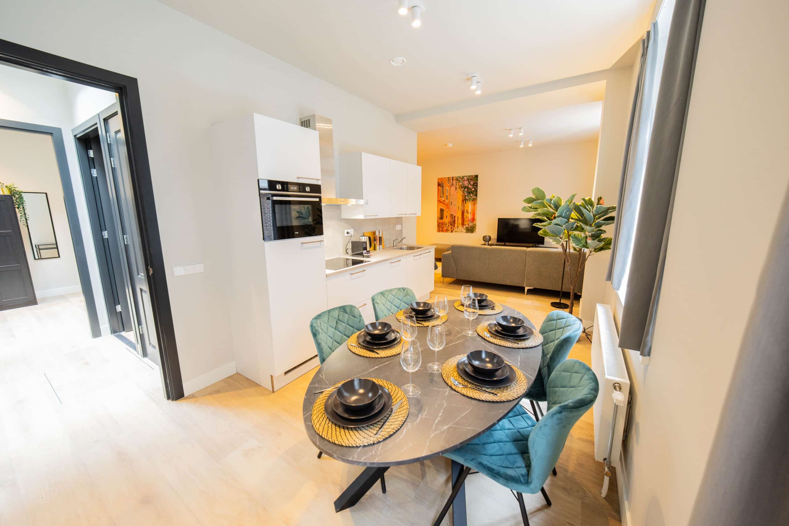 100 m² City Oasis | 3BR by Markthal, view 3