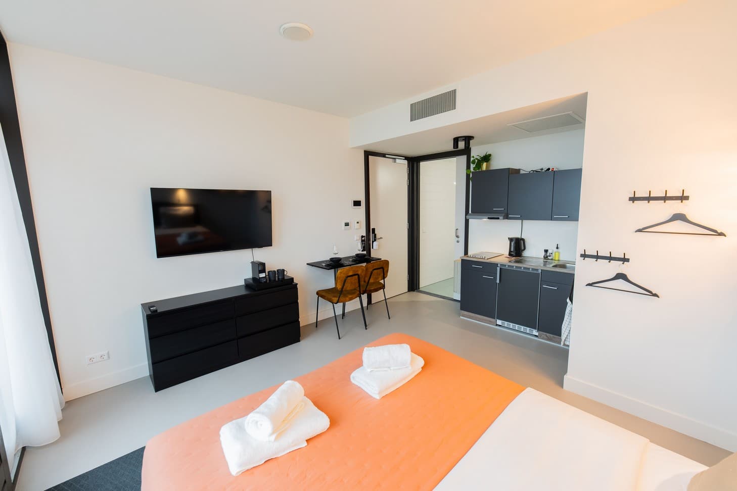 Accessible Rotterdam Studio | AC, 25 m², view 4