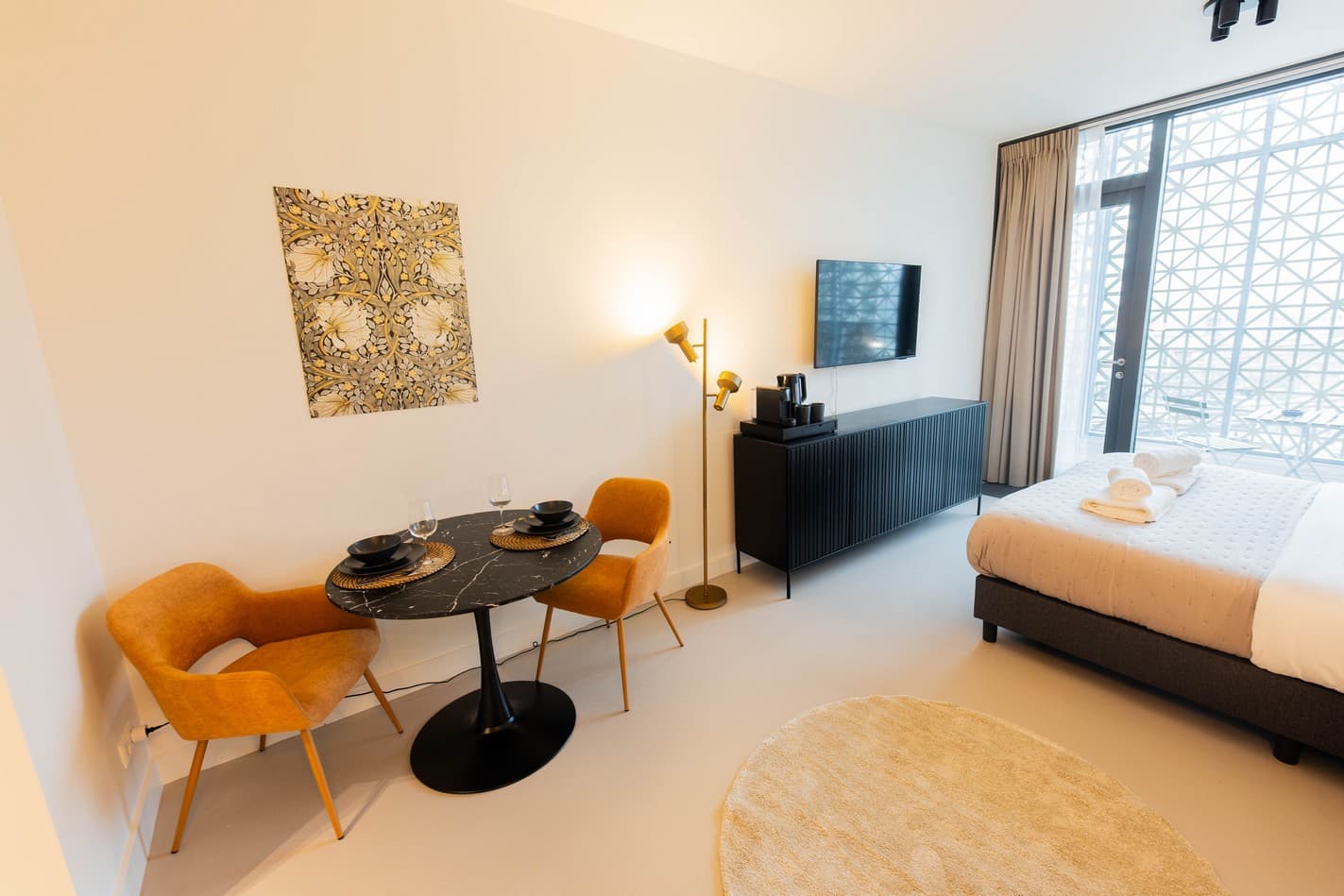 AC & Skyline Views | Rotterdam Studio, 20 m², view 3