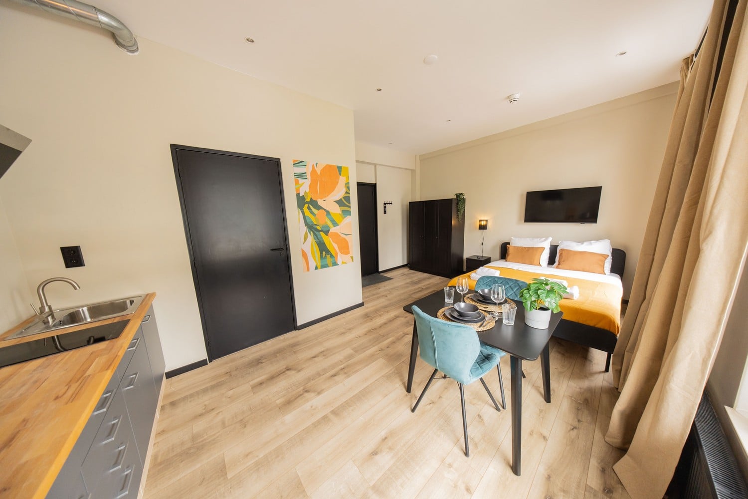 Near Markthal | Quiet Studio, 21 m²., view 3