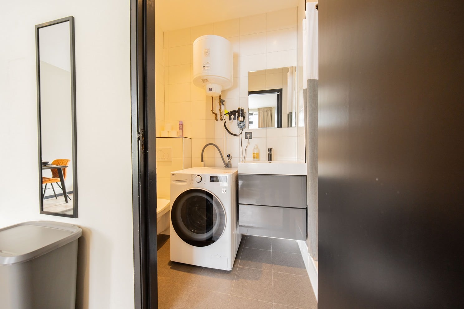 Markthal Studio | Quiet & Stylish, 32 m², view 5