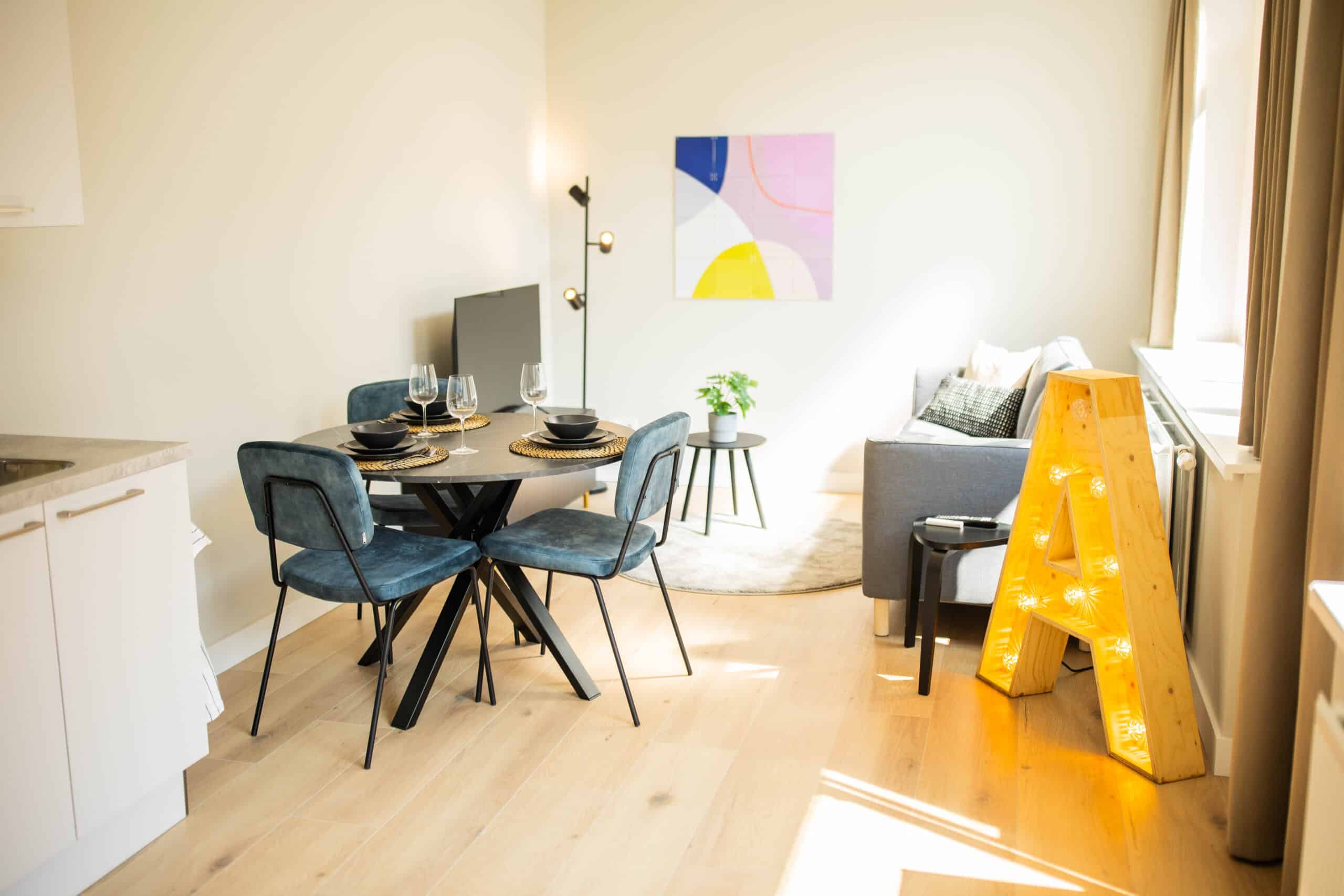 68 m² Central Rotterdam 2BR | Spacious, view 5